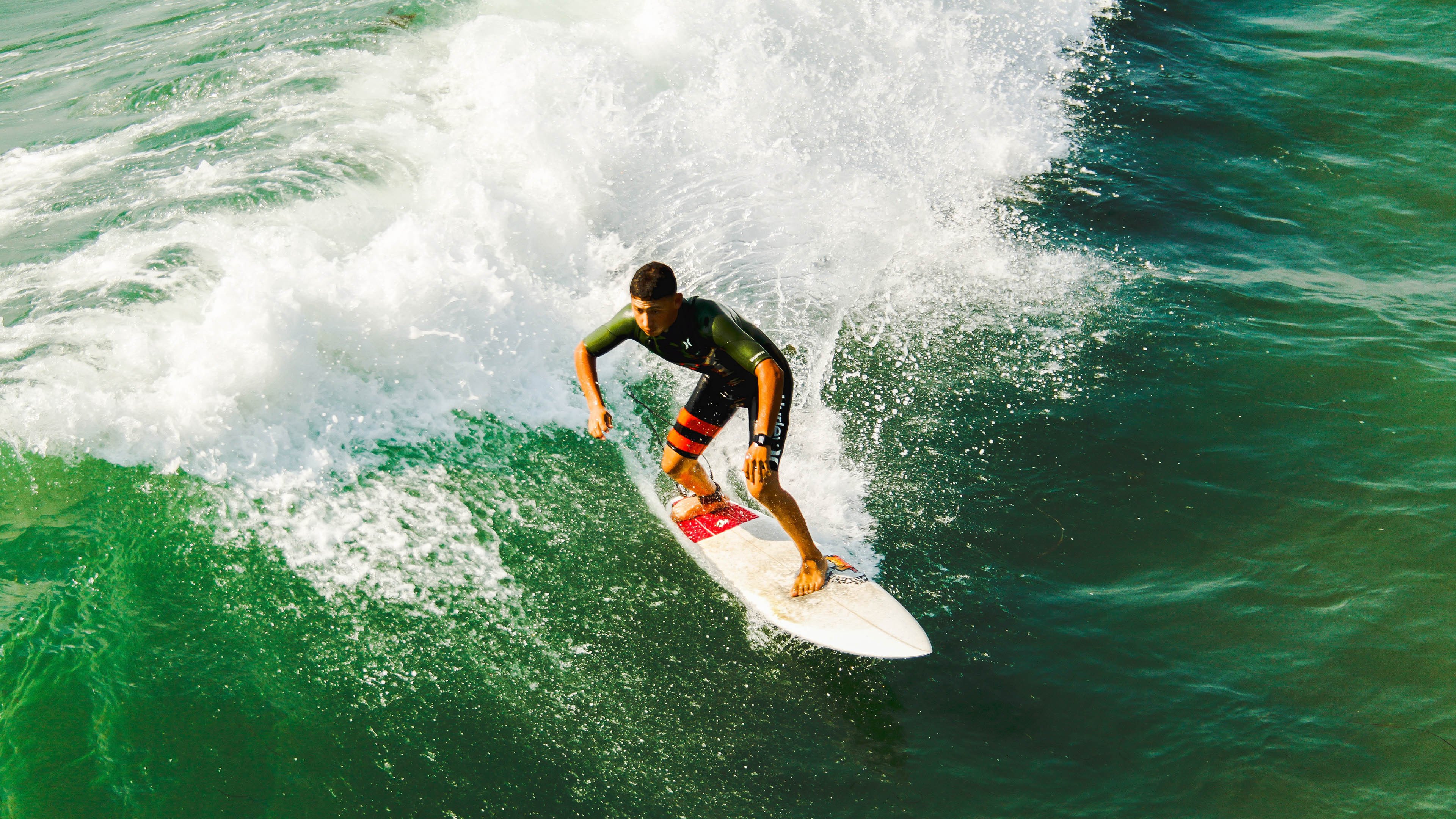 库里:每一次“飙远射”都在书写NBA历史的新篇章!,库里早期比赛